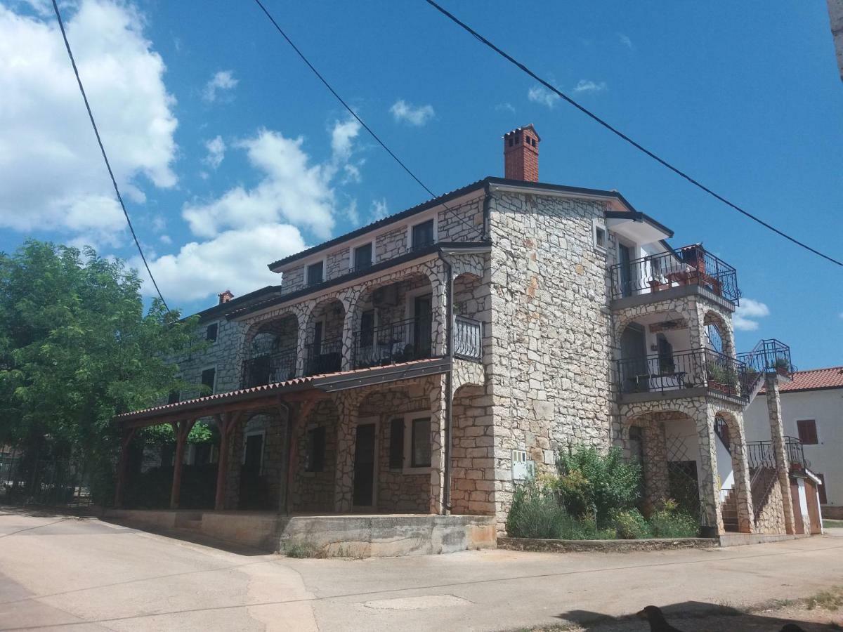 Ranch Radin Bed & Breakfast Brtonigla Exterior foto